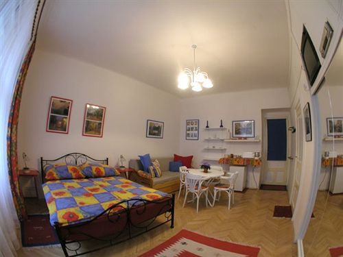 Pragues Rainbow Guest House Exterior foto